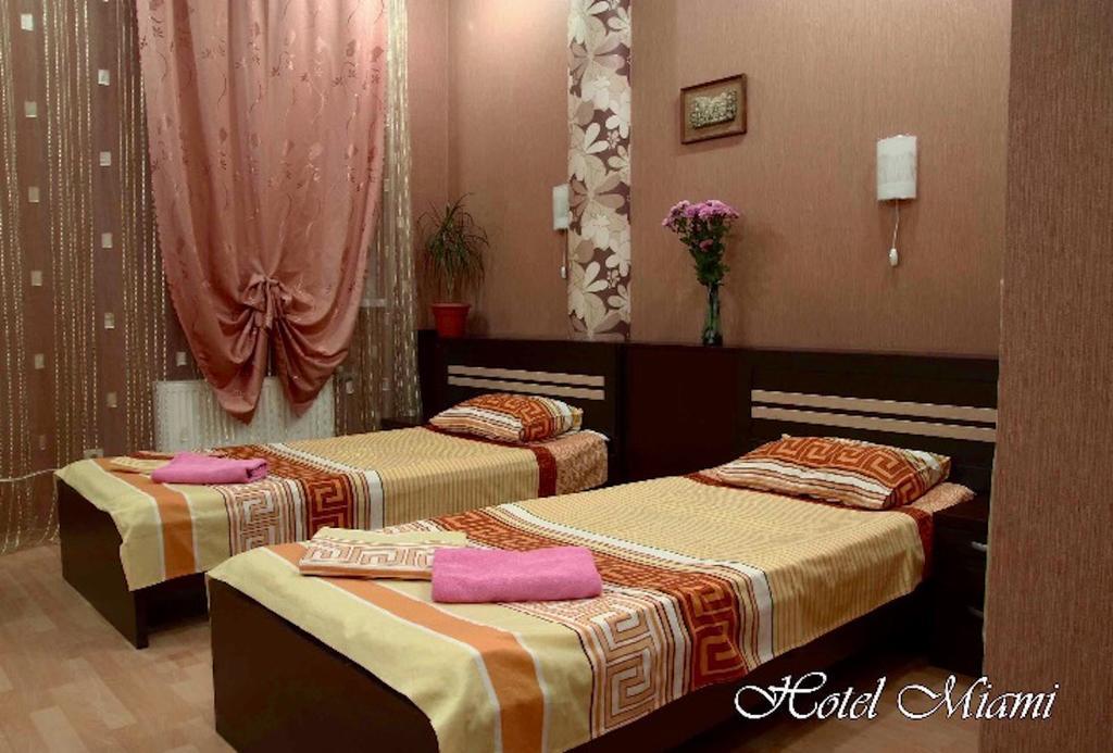 Hotel Miami Kharkiv Bagian luar foto