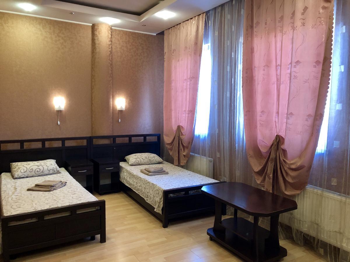 Hotel Miami Kharkiv Bagian luar foto