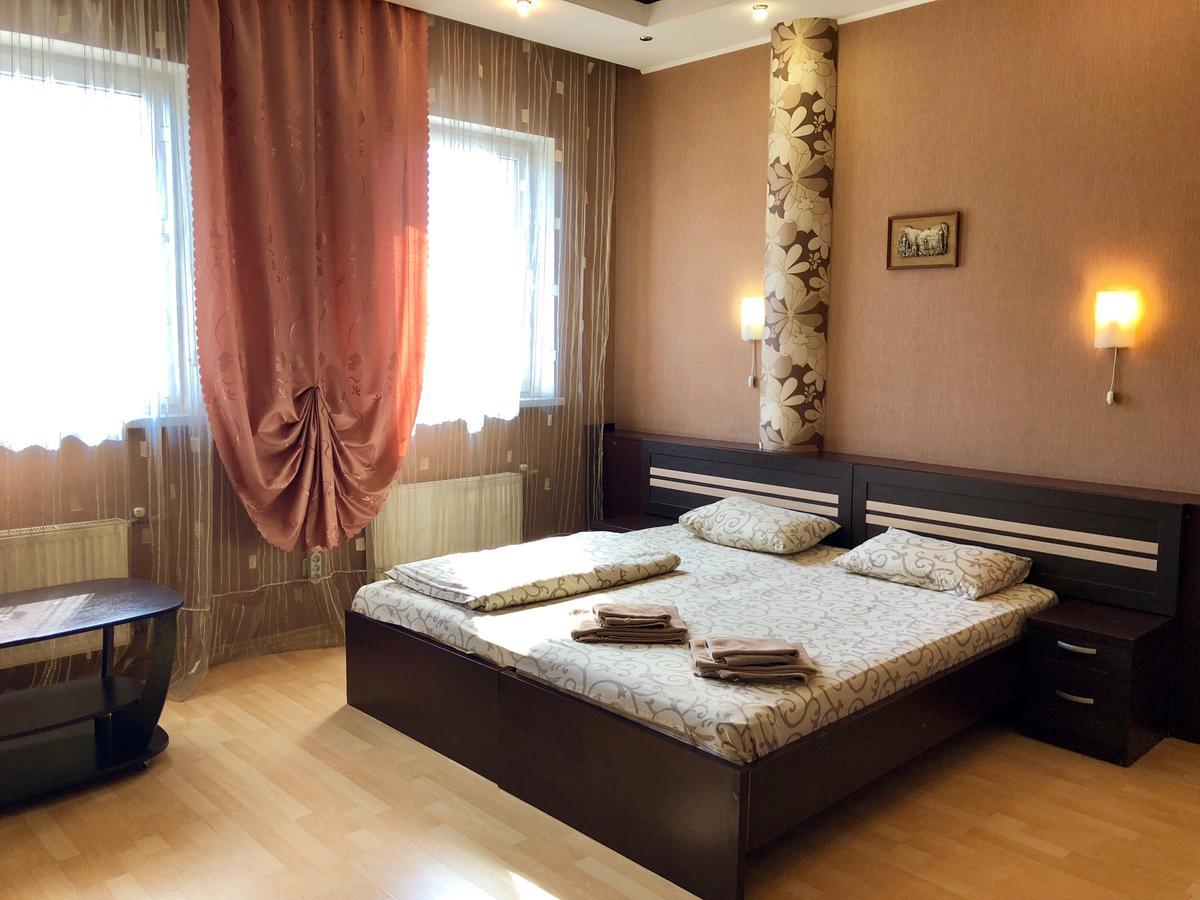Hotel Miami Kharkiv Bagian luar foto