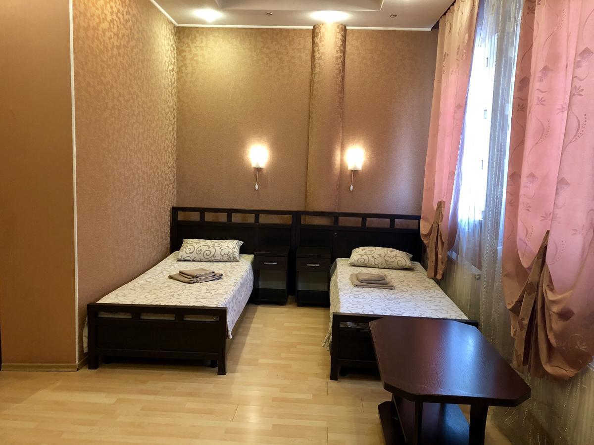 Hotel Miami Kharkiv Bagian luar foto