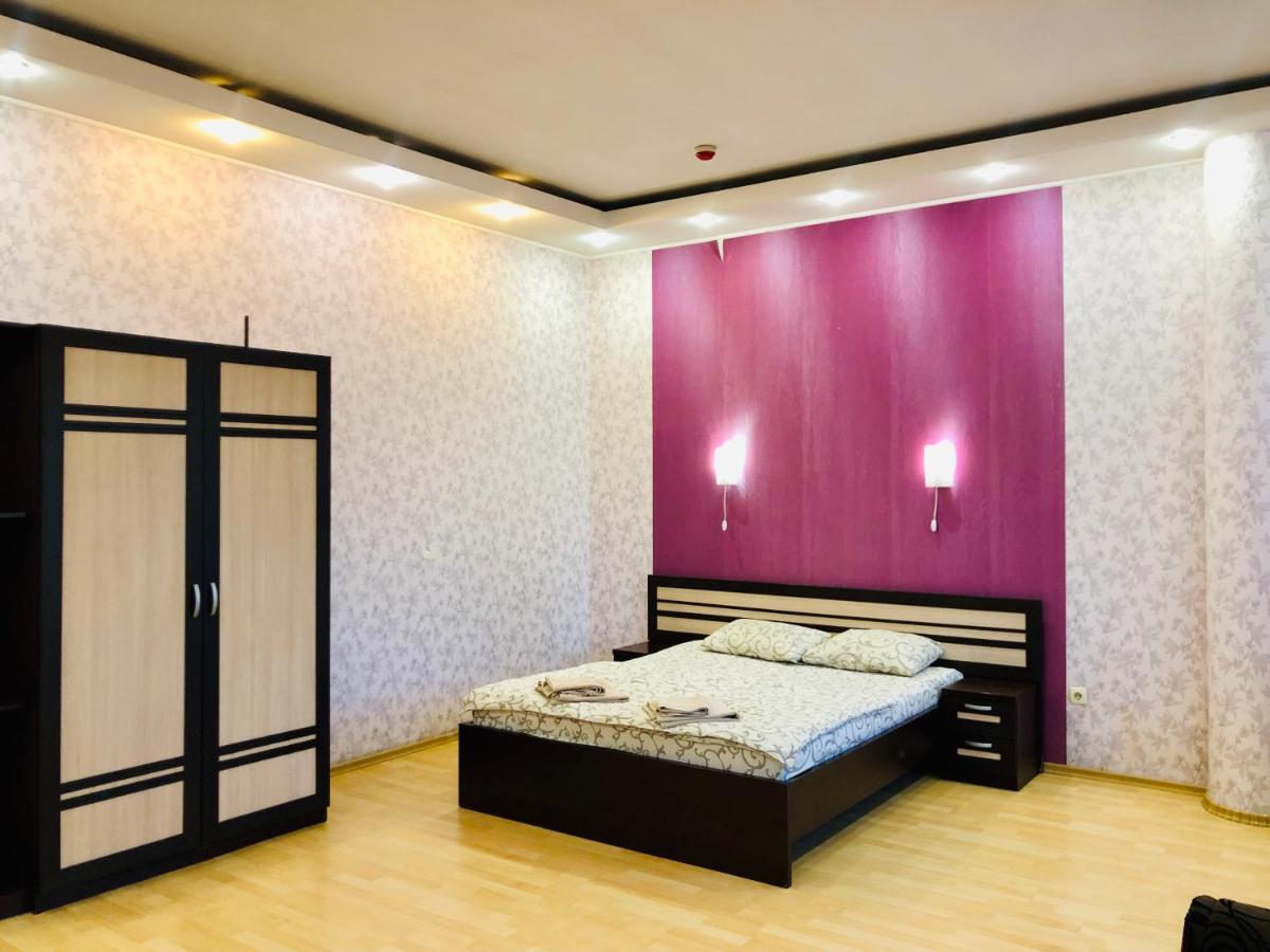 Hotel Miami Kharkiv Bagian luar foto