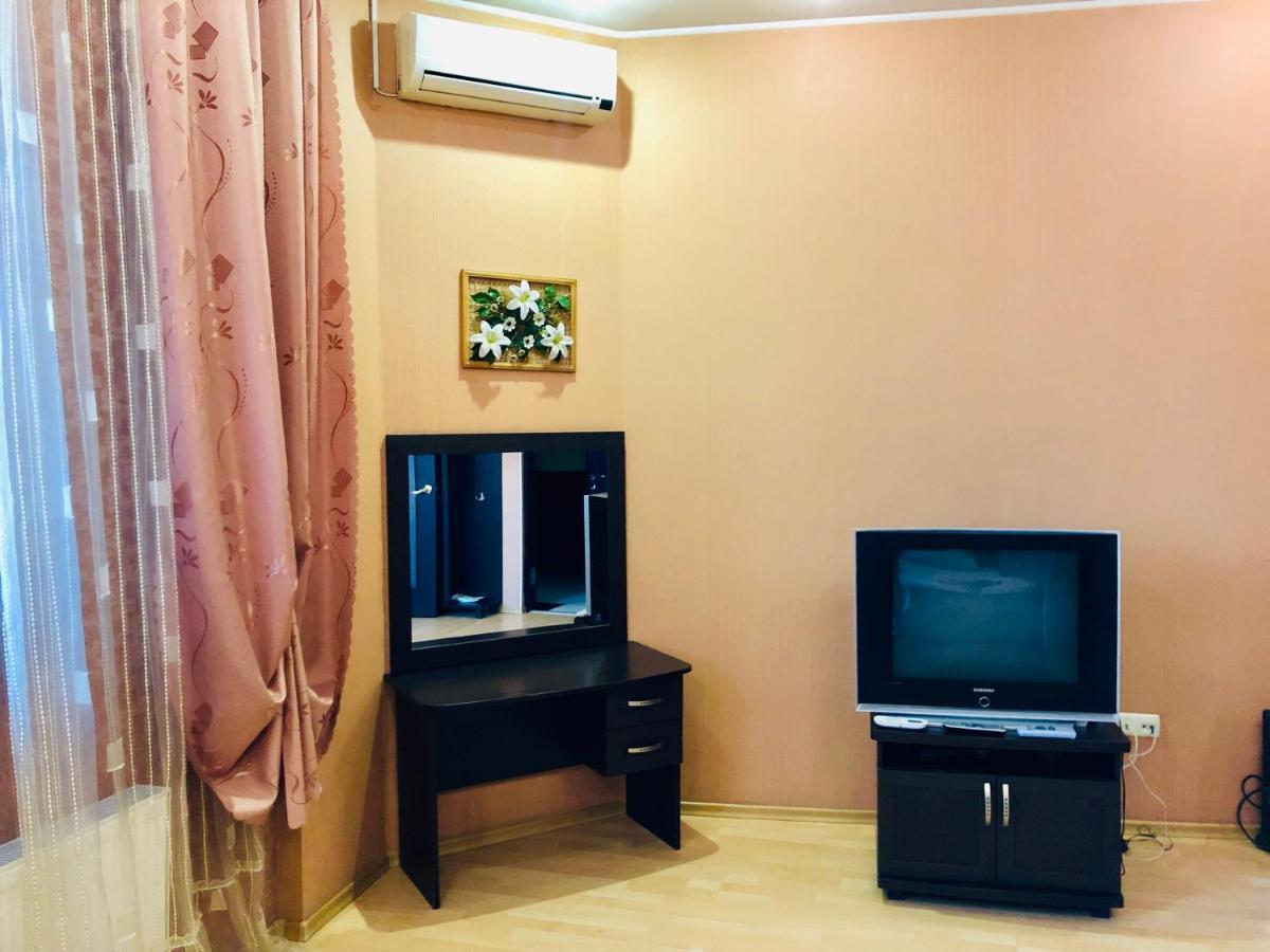 Hotel Miami Kharkiv Bagian luar foto
